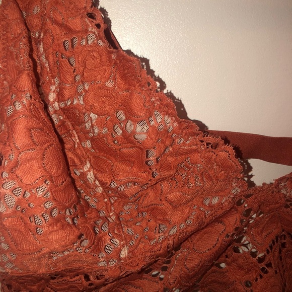 Victoria’s Secret Orange bralette - Picture 4 of 4